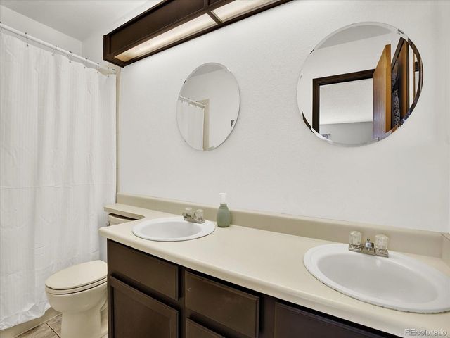 5230 E Kensington Ave, Castle Rock, CO 80104