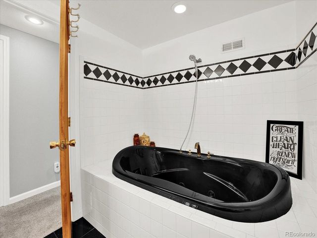 5230 E Kensington Ave, Castle Rock, CO 80104