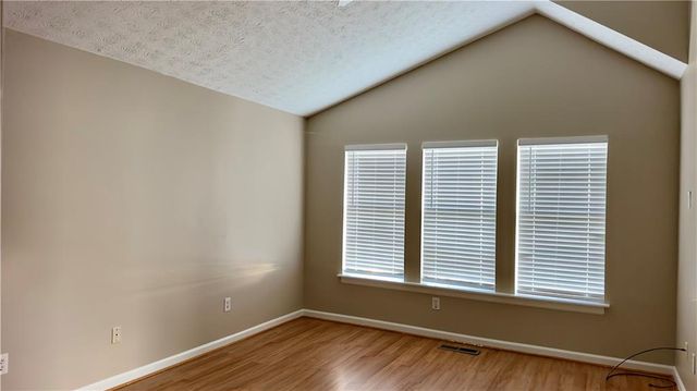 1450 FLATTAIL Run 1450, Lawrenceville, GA 30043