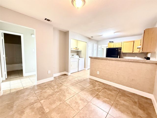 5200 Carol Avenue, Fort Worth, TX 76105