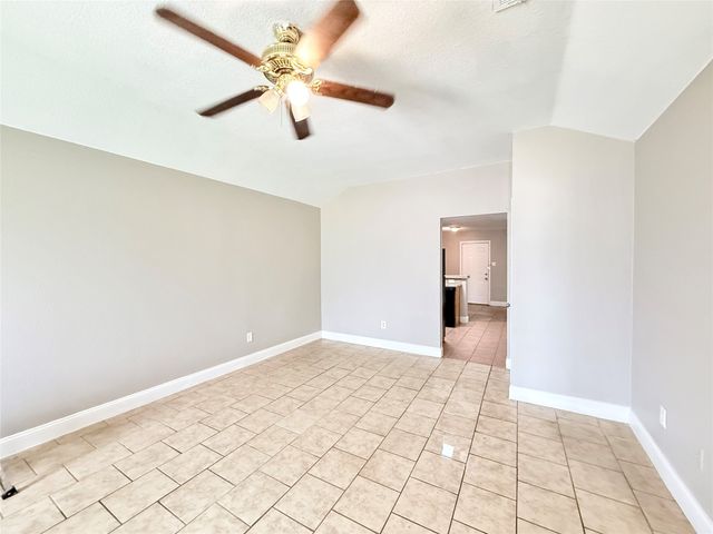 5200 Carol Avenue, Fort Worth, TX 76105