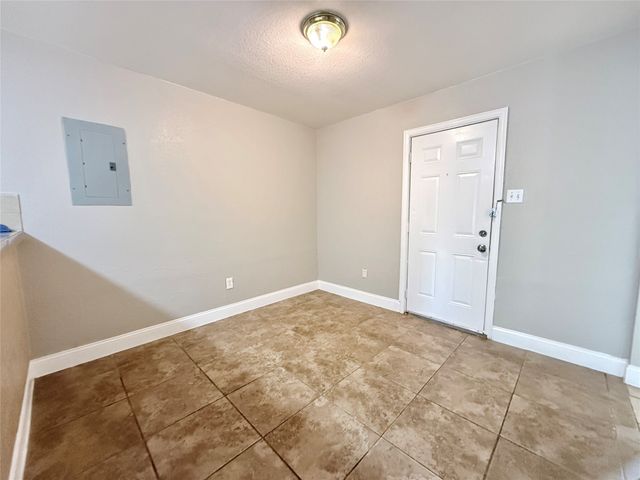 5200 Carol Avenue, Fort Worth, TX 76105