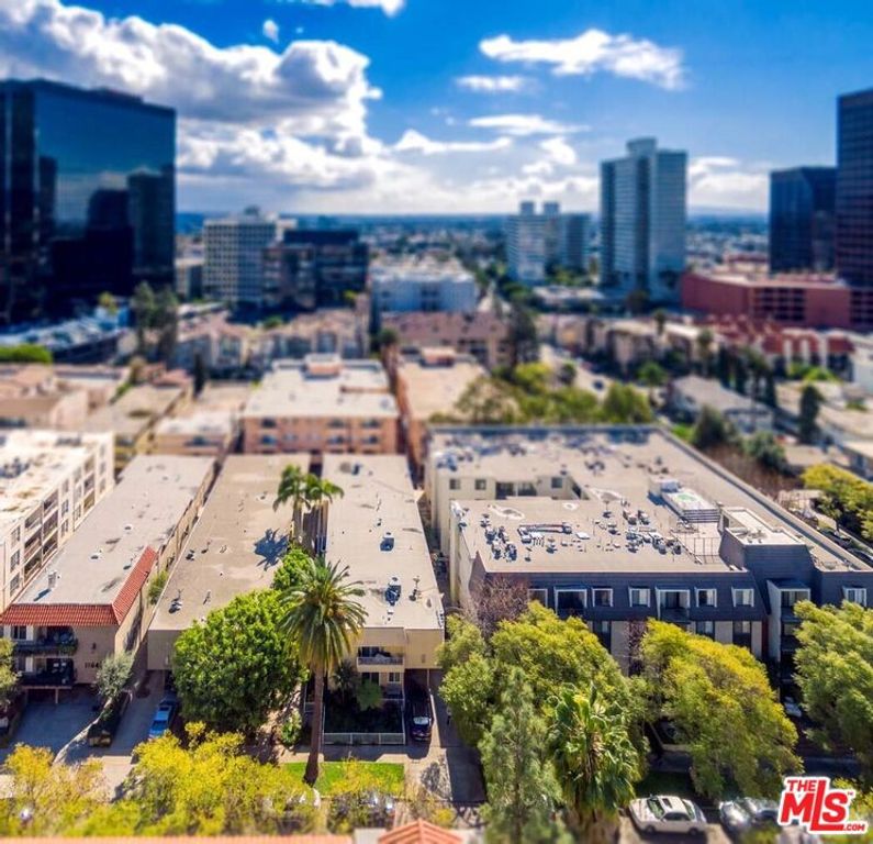 11652 Kiowa Avenue, Los Angeles, CA 90049 — photo 3