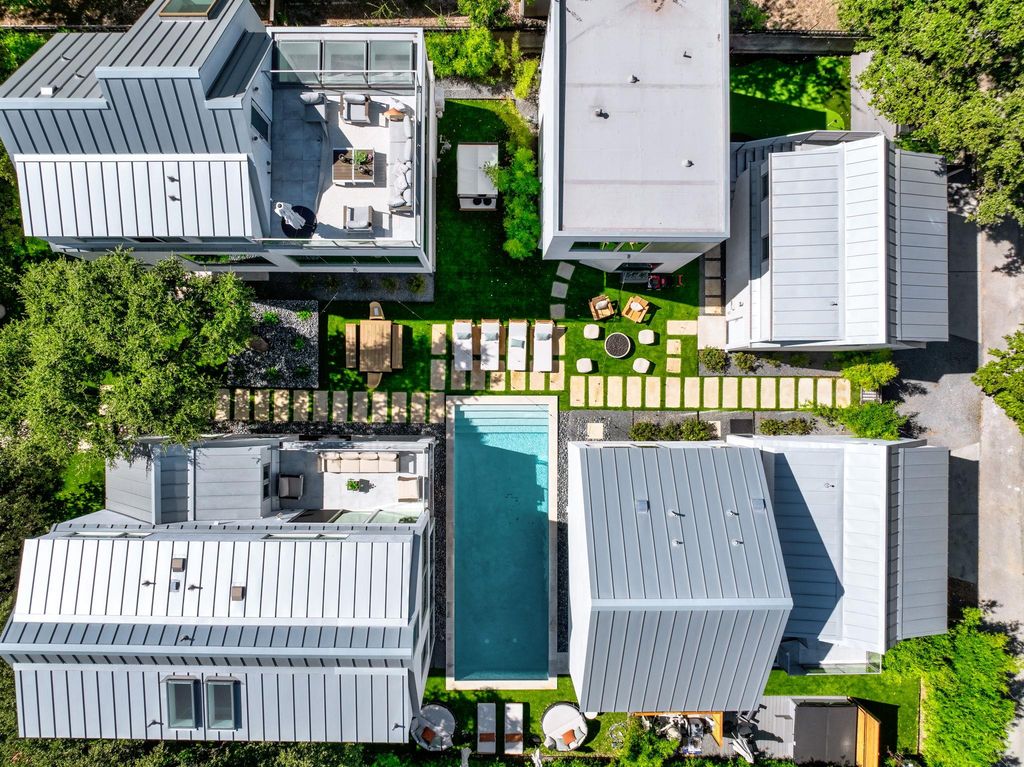 1304 Bouldin Ave, Austin, TX 78704