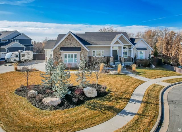 11 N TILLY CIR, Kaysville, UT 84037