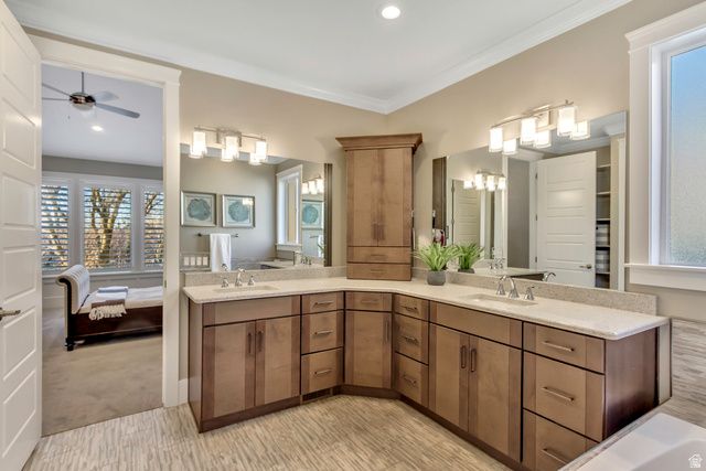 11 N TILLY CIR, Kaysville, UT 84037