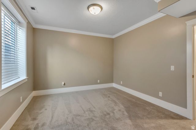 11 N TILLY CIR, Kaysville, UT 84037