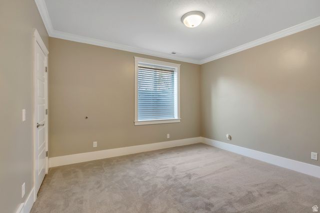 11 N TILLY CIR, Kaysville, UT 84037