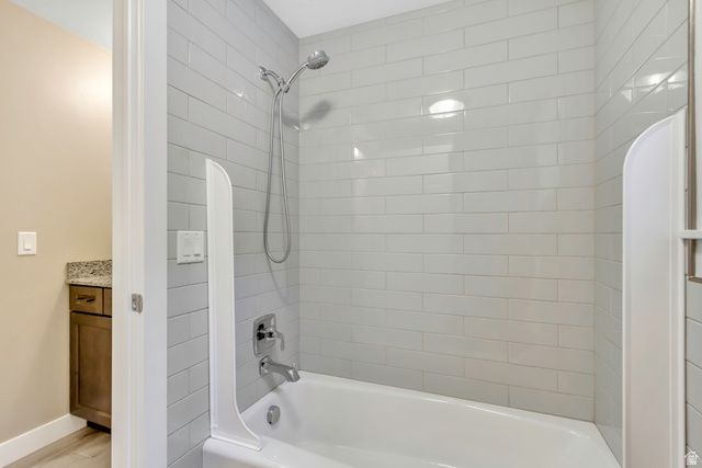 11 N TILLY CIR, Kaysville, UT 84037