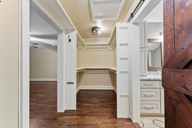 6733 Sylvan Road, Houston, TX 77023