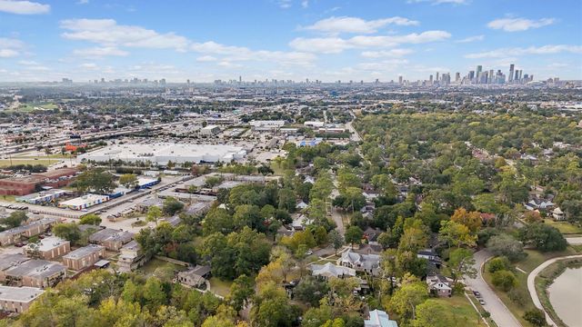 6733 Sylvan Road, Houston, TX 77023