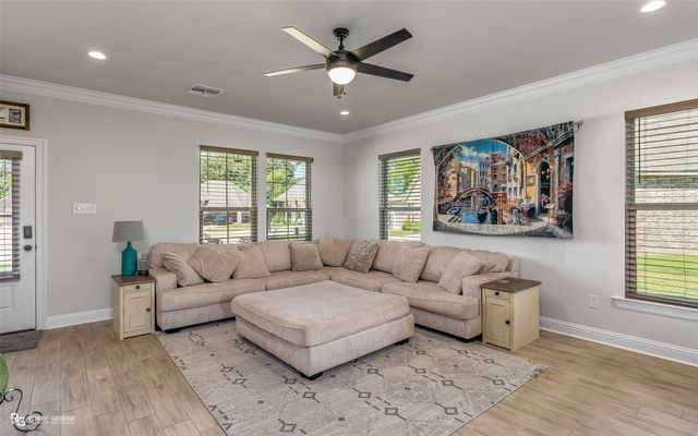 780 Crozier Drive, Bossier City, LA 71111