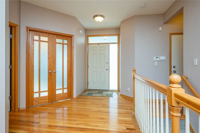 717 SE Waterview Circle, Waukee, IA 50263