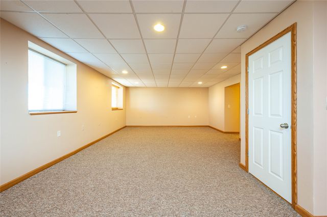 717 SE Waterview Circle, Waukee, IA 50263