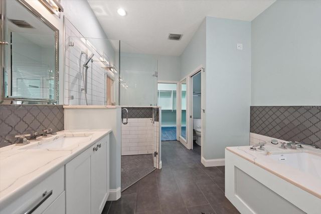 707 LANSDEN COURT, Tarpon Springs, FL 34689