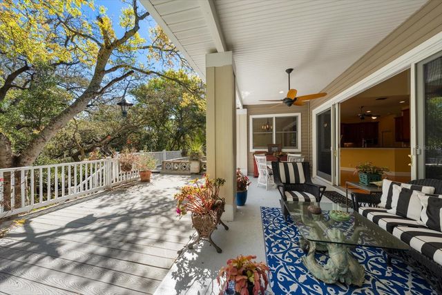 707 LANSDEN COURT, Tarpon Springs, FL 34689