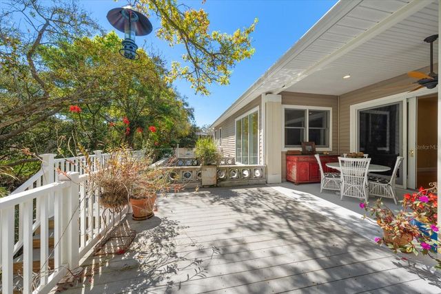 707 LANSDEN COURT, Tarpon Springs, FL 34689