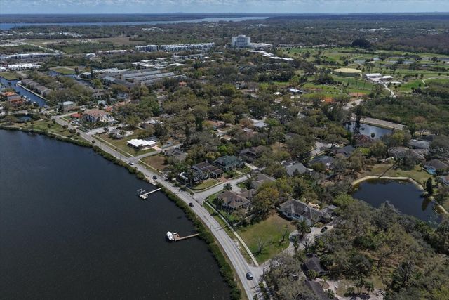 707 LANSDEN COURT, Tarpon Springs, FL 34689