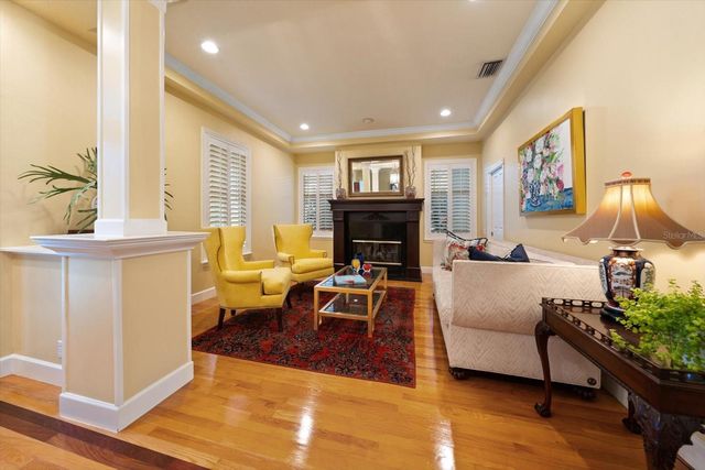 707 LANSDEN COURT, Tarpon Springs, FL 34689