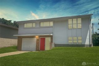 622 Willow Springs Drive, Dayton, OH 45417
