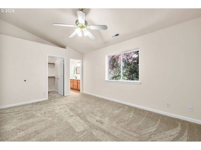 585 DUBLIN Ave, Eugene, OR 97404