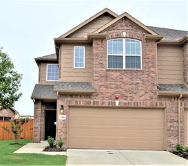 142 Barrington Lane, Lewisville, TX 75067