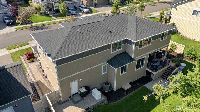 4212 Caddyshack Drive NE, Lacey, WA 98516