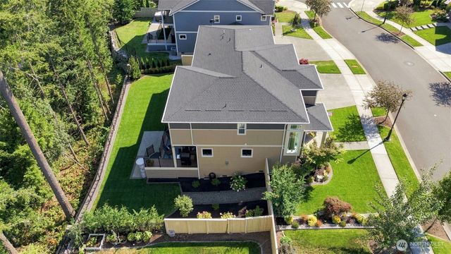 4212 Caddyshack Drive NE, Lacey, WA 98516