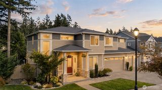 4212 Caddyshack Drive NE, Lacey, WA 98516