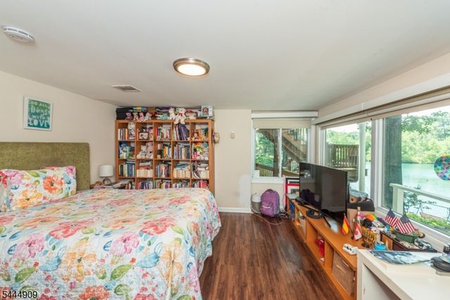 146 Lakewood Dr, Denville Twp., NJ 07046
