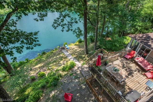 146 Lakewood Dr, Denville Twp., NJ 07046
