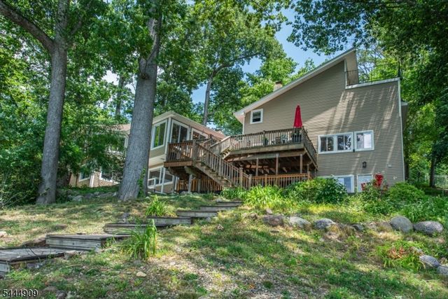 146 Lakewood Dr, Denville Twp., NJ 07046