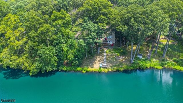 146 Lakewood Dr, Denville Twp., NJ 07046