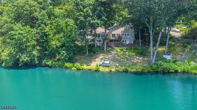 146 Lakewood Dr, Denville Twp., NJ 07046