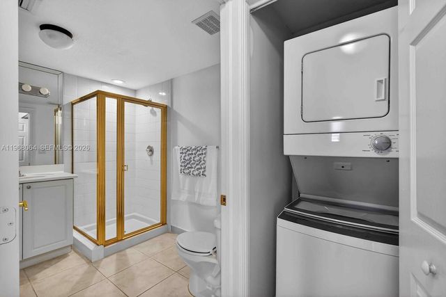 322 Madeira Ave 304, Coral Gables, FL 33134