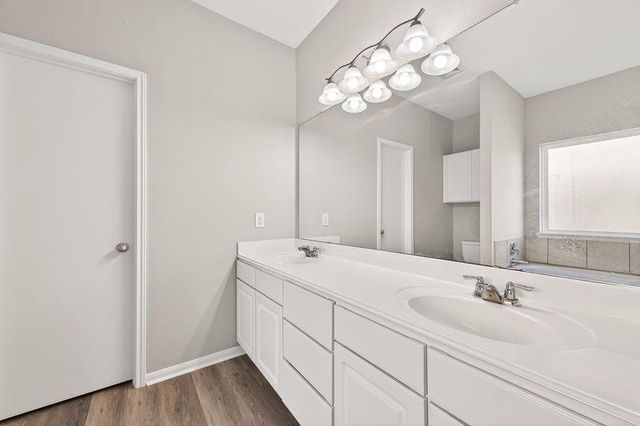 2810 Meadowbrook Lane, Rosenberg, TX 77471