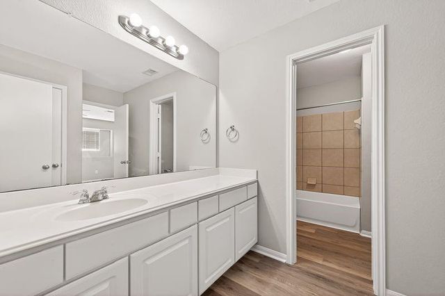 2810 Meadowbrook Lane, Rosenberg, TX 77471