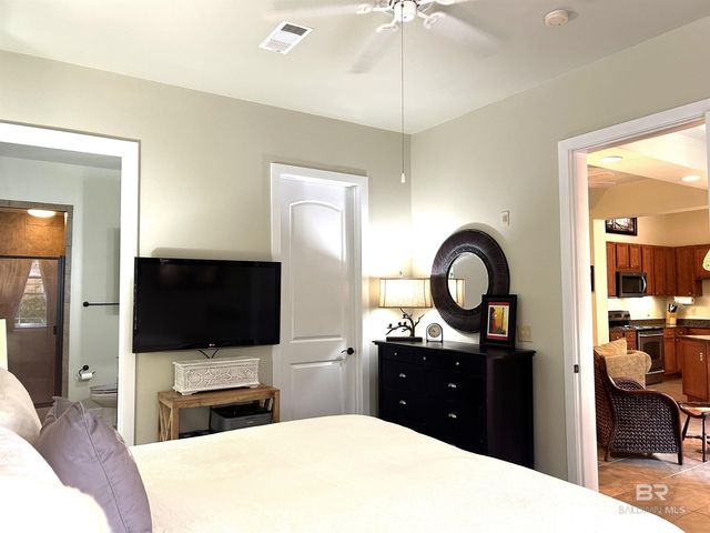 1430 Regency Road E102, Gulf Shores, AL 36542