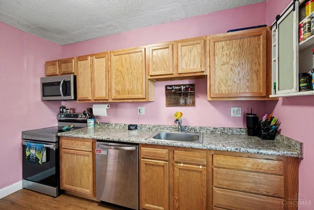 5011 W High Street, Cincinnati, OH 45238