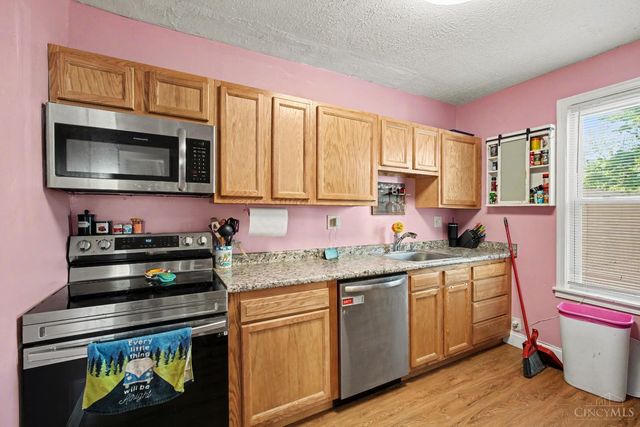 5011 W High Street, Cincinnati, OH 45238