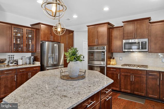 6004 HUNT WEBER DR, Clinton, MD 20735