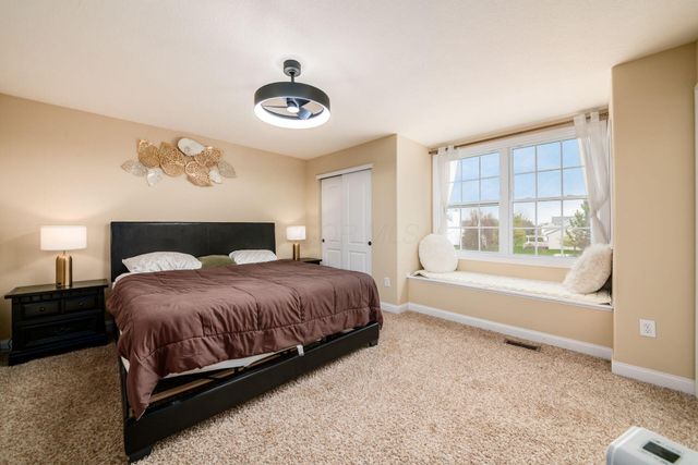 3219 Sitka Spruce Drive, Grove City, OH 43123