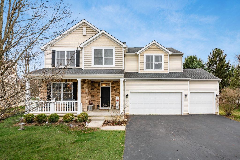 3219 Sitka Spruce Drive, Grove City, OH 43123