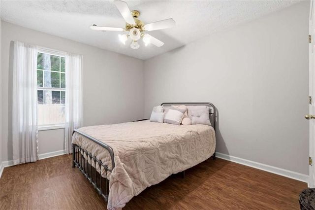 2602 Laurel Lane, Kennesaw, GA 30152