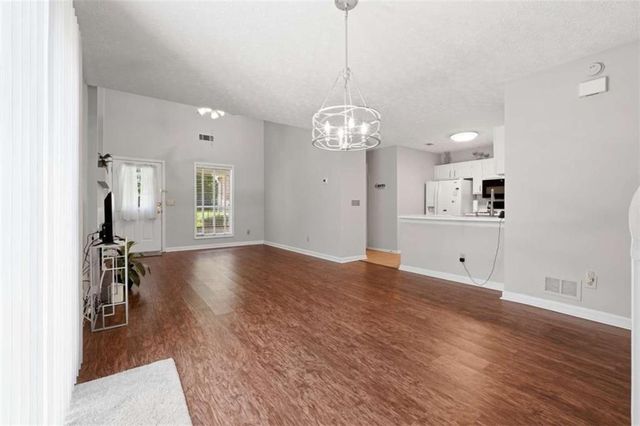 2602 Laurel Lane, Kennesaw, GA 30152