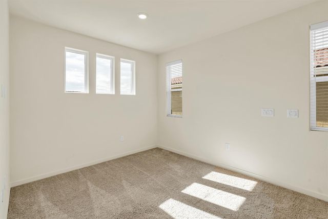 4798 Tilly Dr, Folsom, CA 95630