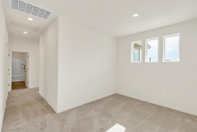 4798 Tilly Dr, Folsom, CA 95630