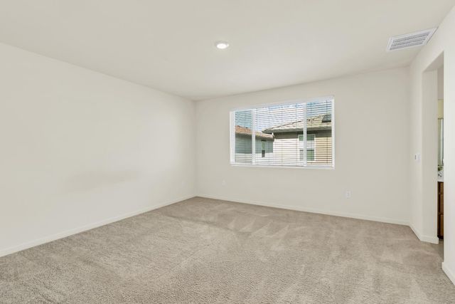 4798 Tilly Dr, Folsom, CA 95630