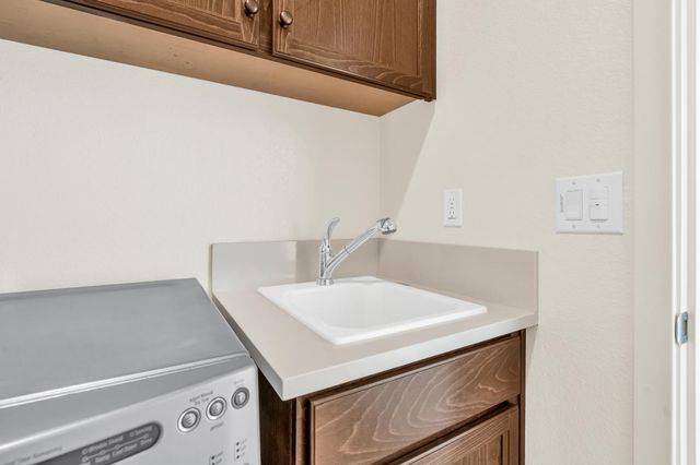 4798 Tilly Dr, Folsom, CA 95630