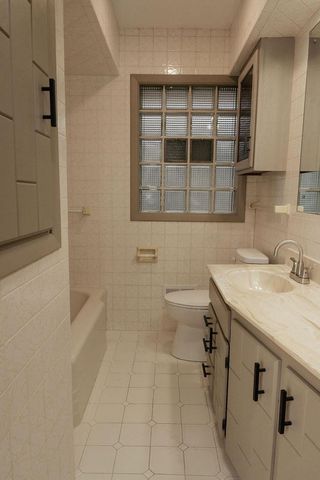 2107 28th STREET, Kenosha, WI 53140